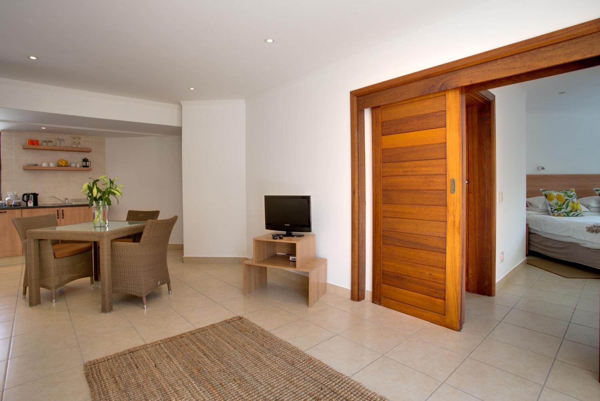 Limoni Luxury Suites Plettenberg Bay Exterior foto